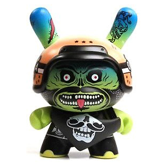 Dunny Art of War - I Love Dust - superchan.de Dunny Art of War - ilovedust