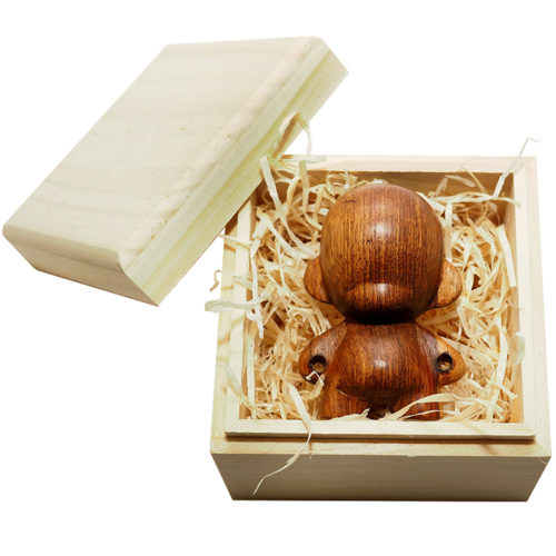superchan.de Wooden Toys: Moonie in BOX