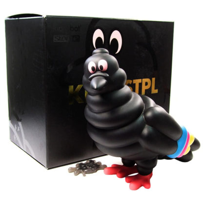 Kidrobot-Staple-Pigeon-black-Figure+BOX