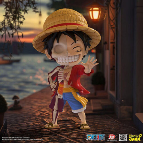 Mighty-Jaxx-XXRAY-One-Piece-Wanted-Series-Luffy-background