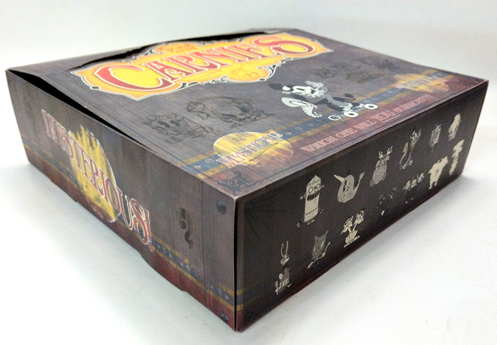 Kidrobot x Brandt Peters: Carnies Series - Leer-Case (für Sammler) - superchan.de Kidrobot-Carnies-Series-Leercase-empty-Case-seite